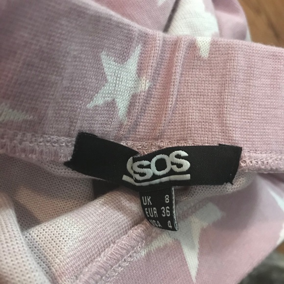 Pink skirt with white stars - Picture 3 of 6